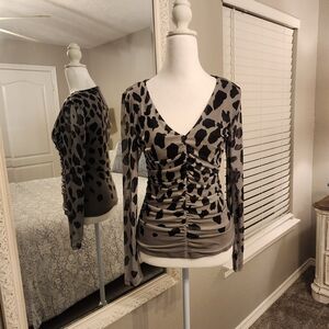 VENUS Black and Gray Animal Print V-Neck Top